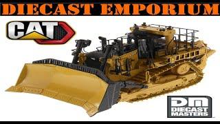 1:50 Scale Diecast Masters Caterpillar D10 Next Generation Bulldozer - Unboxing & Review