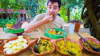 Sri Lankan Village Food  FISHERMAN LOTUS LEAF LUNCH + Unique Roti in Sri Lanka!