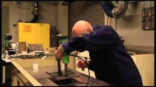 Magnetic Particle Testing using a Yoke