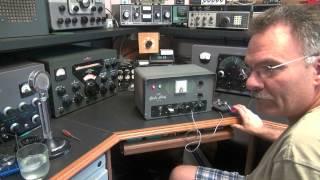 Globe Chief CW Morse code Tube Ham Radio Transmitter Demo