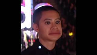 idol reaction when the camera focus on them 