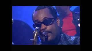 Robert Bell w/Kool & The Gang live at the House of Blues 2001