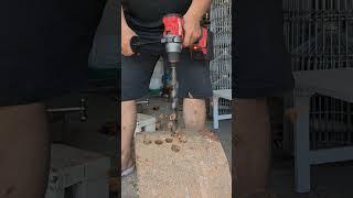 máy khoan gi đâu mạnh dễ sợ