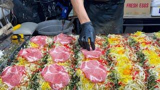 japanese street food - OKONOMIYAKI お好み焼き