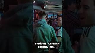 Argentinien Fans reaction ( 1-0) panalty kick against Croatia in the half final ( Qatar 2022 )
