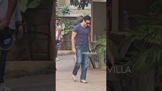 Kareena Kapoor Khan & Saif Ali Khan Step Out Post Saif’s Discharge️‍🩹 | #shorts #bollywood