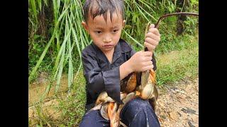 Orphan boy helps a 1-year-old boy who is lost. Chased by a dangerous woman