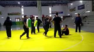 Latihan pencak silat