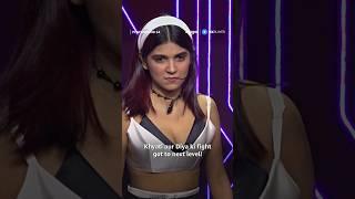 Epic Roast Battle In Playground Season 4 ft. Khyati, Diya #mxplayer #trending #trendingshorts