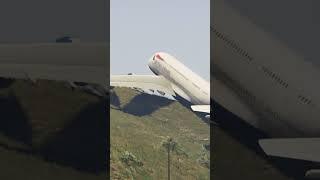 Terrifying Moment A380 Gets Stuck Over Highway and Lands Abruptly