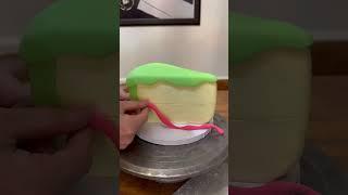 Making a not so tasty Cartoon Cake #cake