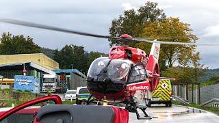 [RETTUNGSHUBSCHRAUBER STREIFT VERKEHRSSCHILD] VERKEHRSUNFALL MIT EINGEKLEMMTER PERSON IN HEPPENHEIM