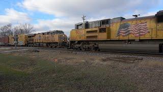 FIRST FAST FREIGHT TRAINS OF 2025 ON THE UNION PACIFIC! POWER MOVES AND DRONE VIEWS!