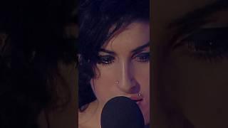 Amy Winehouse recorded a stunning acoustic performance in a church in Dingle in 2006. 