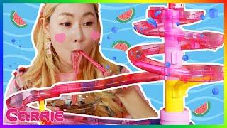 워터파크 소면 슬라이드 장난감으로 엘리의 수박 국수 만들기 놀이 noodle slide Challenge | 엘리가 간다