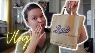 Makeup declutter | Am aruncat o GRAMADA de PRODUSE | Haul Boots