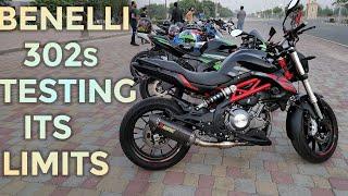 Benelli 302s top speed and fuel average