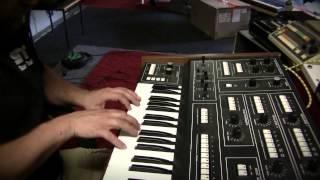 Stekker 2015: Elka Synthex - Home at last
