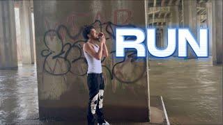 YIZ  "RUN" (Official music video)