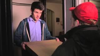 Amazing! Customer Surprises Hardworking Pizza Delivery Driver With His Own Pizza