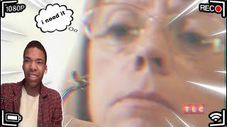 She Is Addicted To Bee Stings reaction