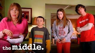 Frankie Quits Christmas | The Middle