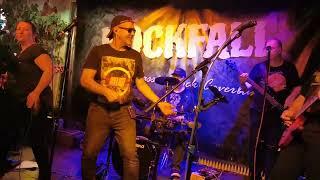 Rockfall Band - Barracuda (cover)