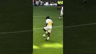 Ronaldinho #footballl #footballshorts #footballskills #football #short