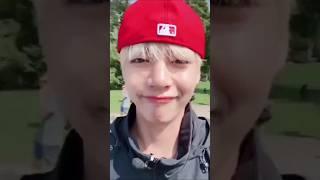 Taehyung iconic #V #taehyung #youtubeshorts #memes #kpop #bts