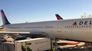 DELTA 757-200 flight review: Atlanta to Bogota, Colombia