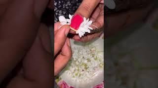 Flowers tie #jasmine tie #flowerstie #howtotieflowers step by step in Telugu #youtube #ytshortsviral