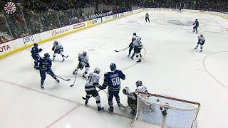 Troy Stecher beats Jonathan Quick top shelf through maze of players