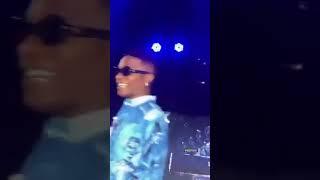 Wizkid performing afrobeat to the best/ Starboy tv