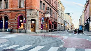 Stockholm Walks: Södermalm- Old Town at sunrise. Beautiful and calm, the city is waking up.