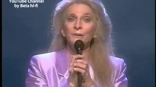 JUDY COLLINS: "She Moves Through Fair"  LIVE 2002