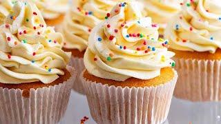 Magical STAY-MOIST Vanilla Cupcakes