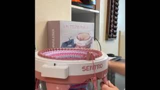 Sentro Knitting Machine 25-minute hat Beginners made with Caron Simply Soft