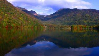 Okunikko: Lake Yunoko in Autumn - 奥日光：湯ノ湖　秋