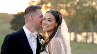 Beautiful Louisiana wedding in the prettiest outdoor chapel  The White Magnolia | Lacey + Ryan 