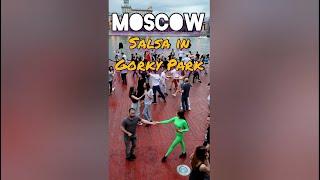 Unusual Moscow | Salsa at the Gorky Park | Andreev Bridge outdoor dancing (Сальса в Парке Горького)