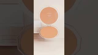 OMIRO Compact Mirror Color of the Year 2024: Peach Fuzz