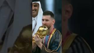 Messi levanta la copa del MUNDO