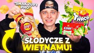 CHIPSY O SMAKU ZUPY PHO?! TESTUJĘ SŁODYCZE Z WIETNAMU  | Dominik Rupiński