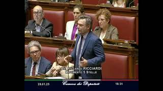 Meloni indagata? Ricciardi:"Venga a rispondere in aula su questo scandalo inaudito"