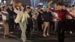 20250918藏族舞蹈鍋莊舞在成都錦外中心由卓熱查姆團隊領舞 The Tibetan dance Guozhuang dance was led by Zhuore Chamu at the JC