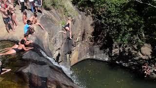 Uda Diyaluma Waterfall