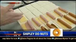 Houston Restaurants - Shipley Do-Nuts - Making Kolaches