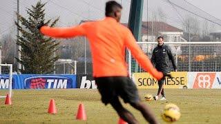 Juventus Shot Challenge: Allegri vs Pogba