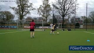 Fußballtraining mit Kindern - Ballführung und Passkombination