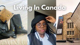 Living in Canada  | Downtown Toronto| Royal Ontario Museum | Macbook Pro Unboxing| Ep.1